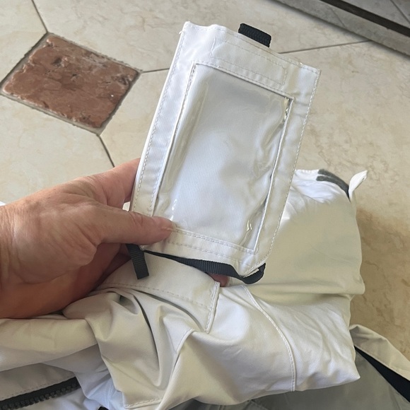 woman ski/Snowboard jacket sz SMALL - Picture 10 of 12